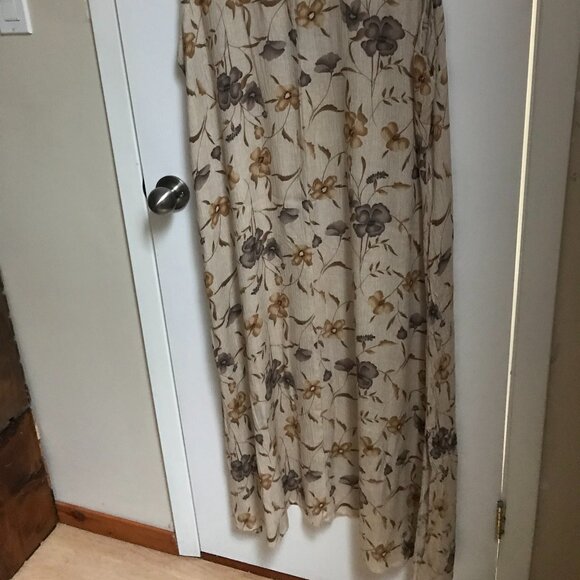 Beautiful Vintage Beige Flower Dress with Top in Large Size - Picture 5 of 6